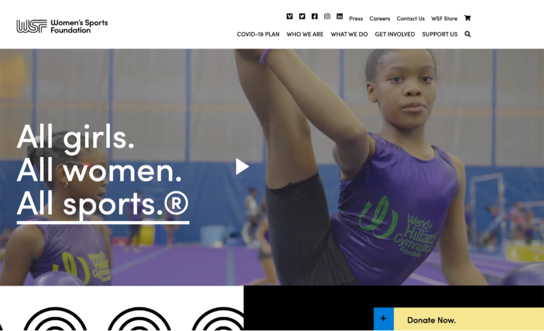 The screenshot of the Women’s Sports Foundation’s homepage shows their sticky donate button, which follows supporters as they scroll.